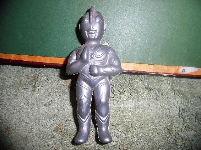 T20 ポリエステル ウルトラマン? 当時品と思われます 無版権 約12cm 拍卖