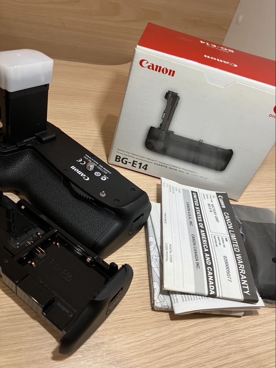 K【9E40】キャノン バッテリーグリップ BG-E14 美品 箱有 付属品有 Canon Battery Grip BATTERY拍卖