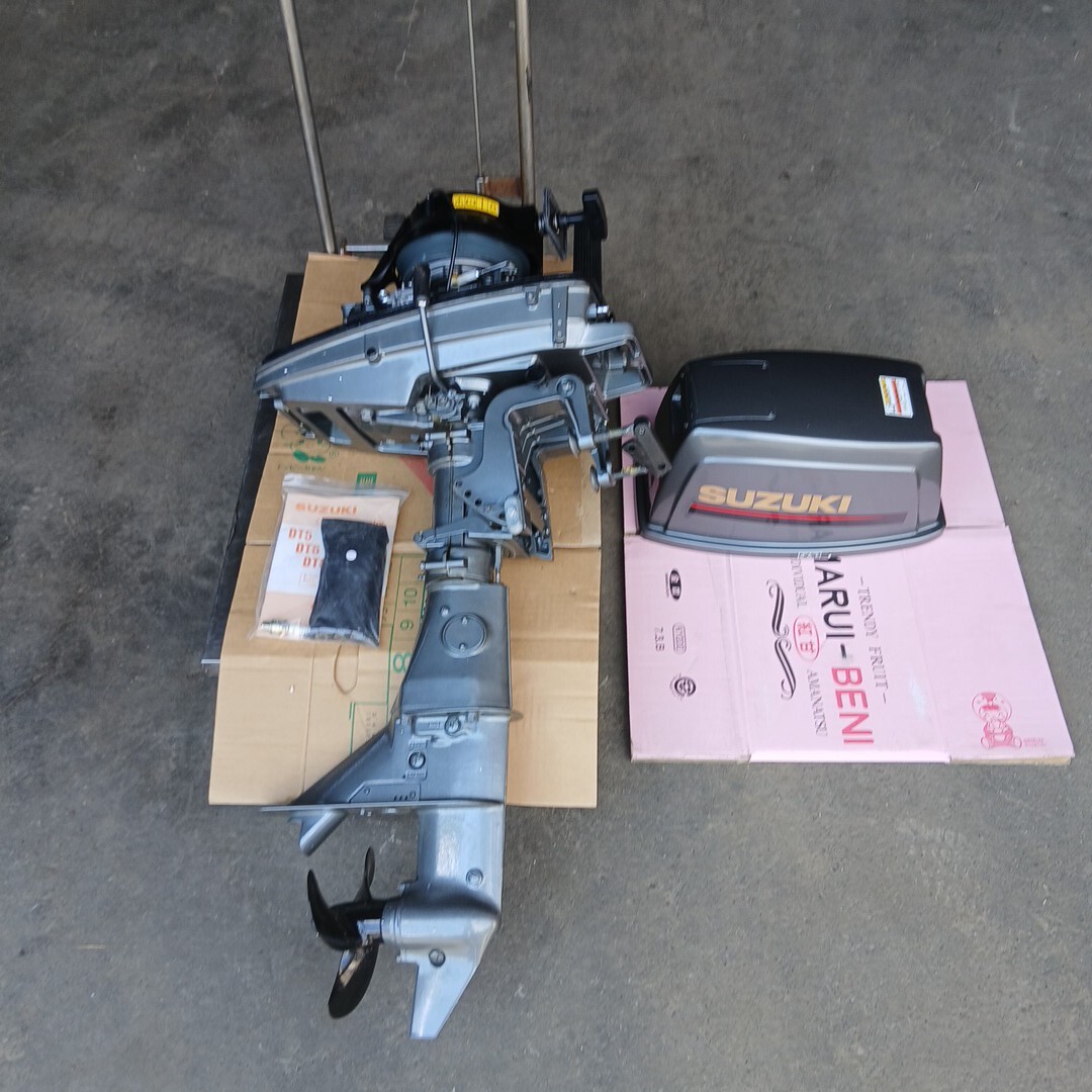 福井発 新品 船外機 イカ釣り スズキ DT5 新品 00502S 5馬力 ボート 船 エンジン 釣り マリン 倉庫内保管 漁業拍卖