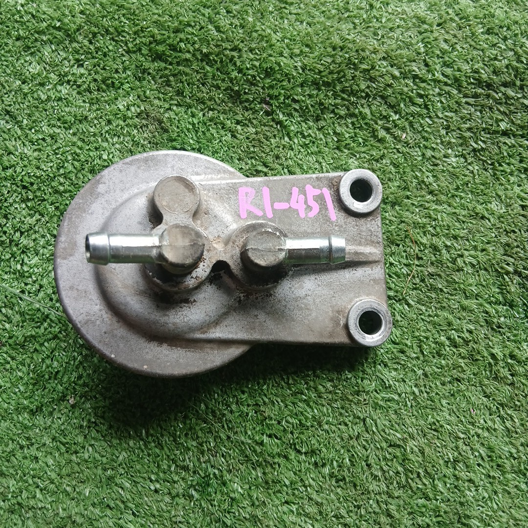 クボタ コンバイン R1-451 燃料フィルター アダプター フィルター エレメント ディーゼル 軽油 倉庫内保管拍卖