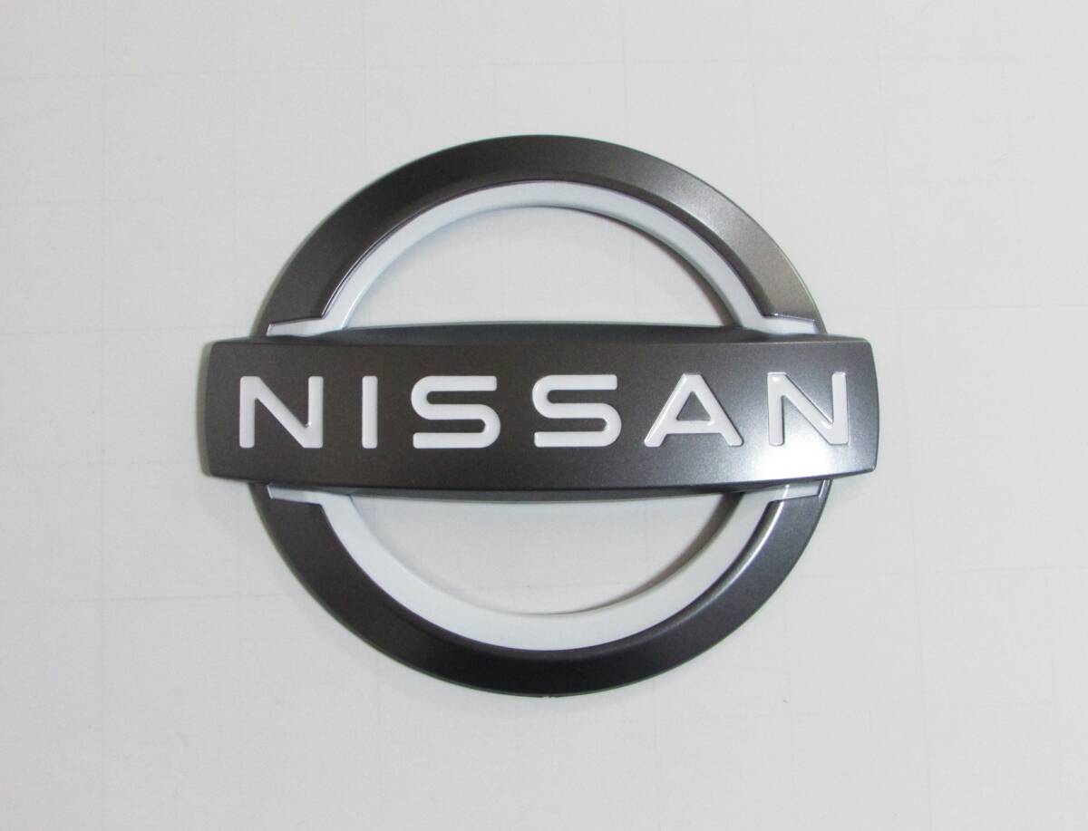 NEW NISSAN 日産 ニッサン エンブレム 120mm×100mm拍卖