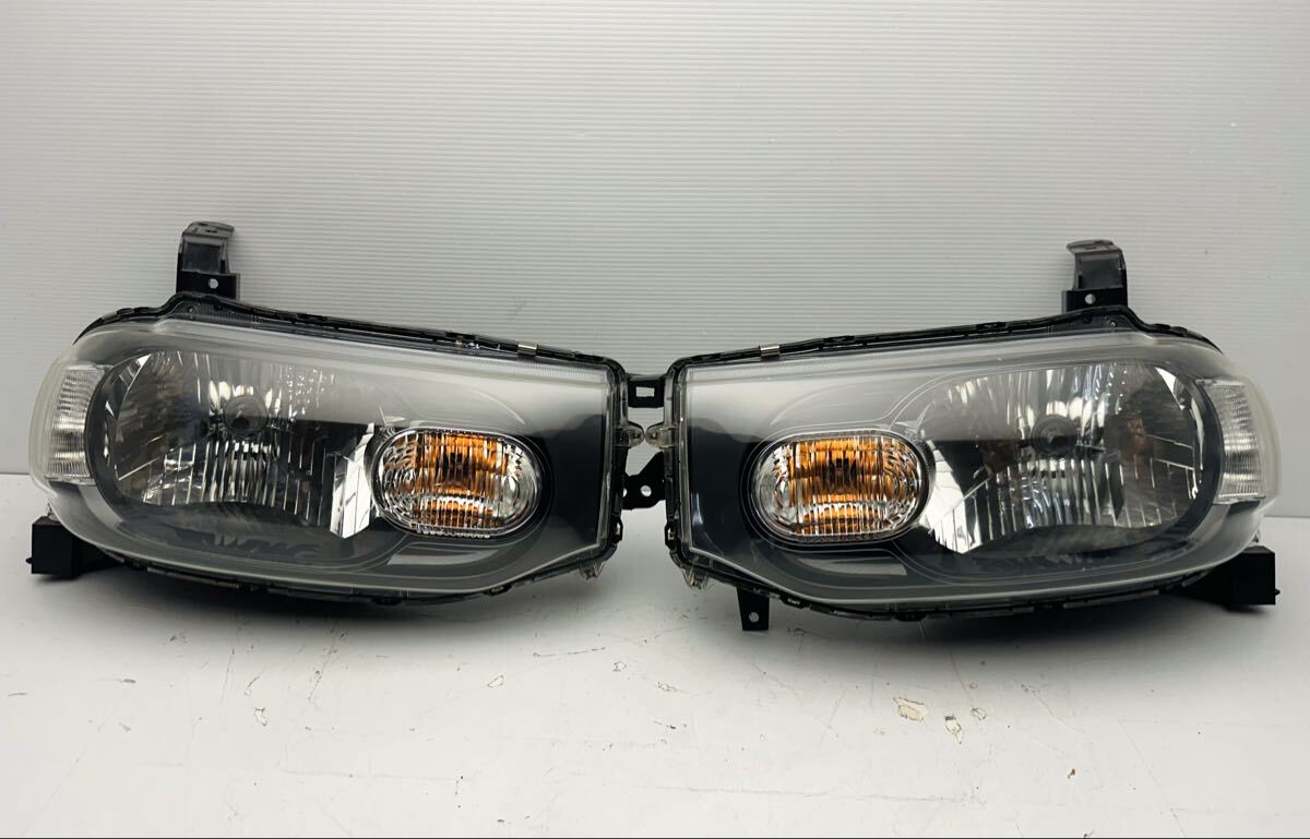 ★美品★当日発送★日産 キューブ Z12 左右セット ヘッドライト ハロゲン STANLEY P8190 刻印 ZA (E263)拍卖