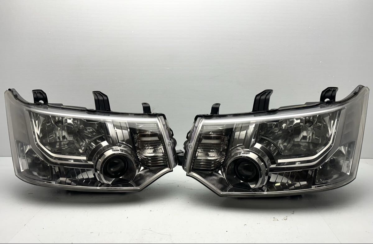 ★当日発送★ 三菱 デリカD:5 D5 CV5W CV1W CV2W CV4W 純正 HID ヘッドライト 左右セット バラスト付き KOITO 100-87918 HCHR-623 (G270)拍卖