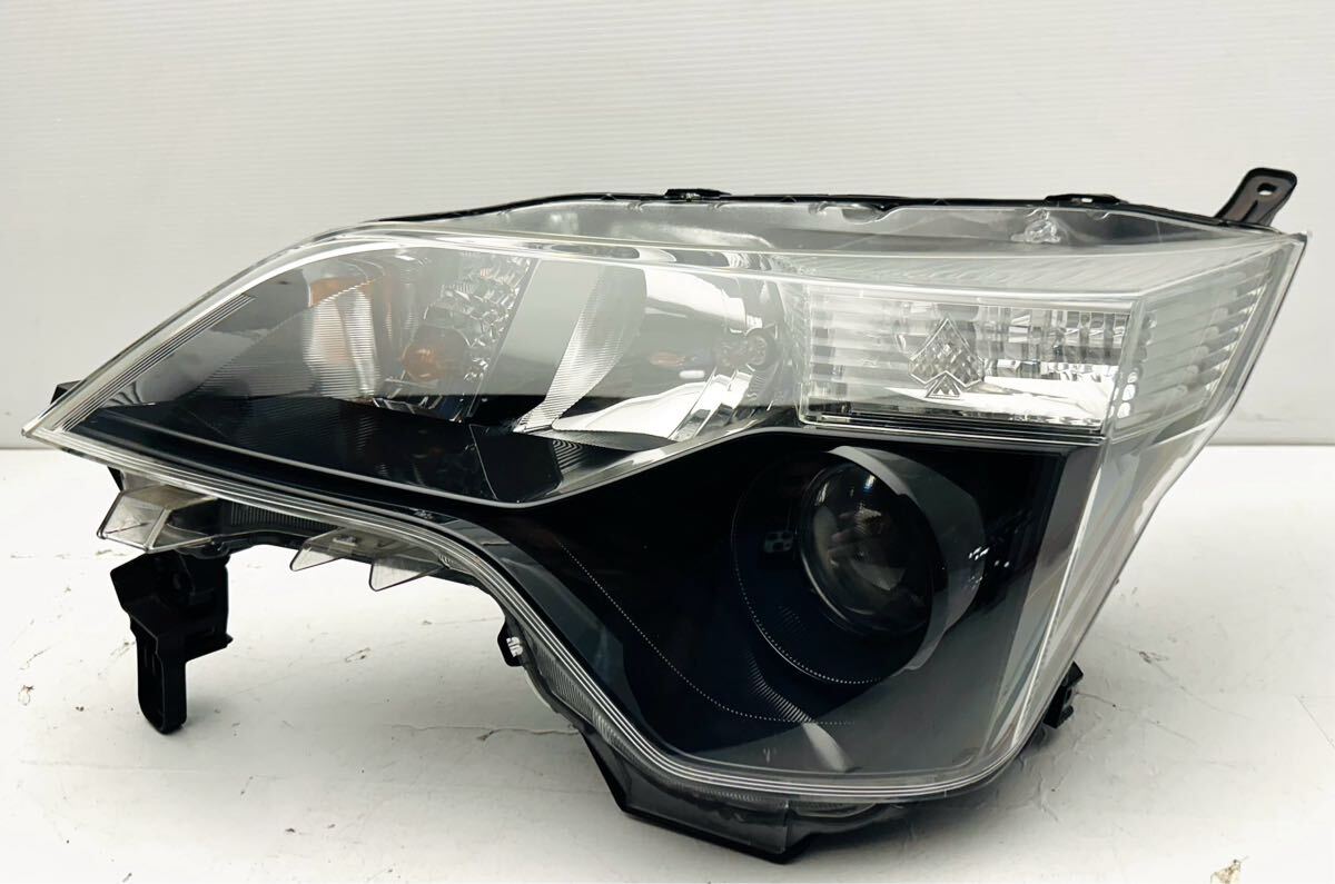 ★当日発送★美品★割れ無 トヨタ スペイド SPADE NCP141 NCP145 純正 左 ヘッドライト ハロゲン 52-260 刻印 B4 (A263)拍卖