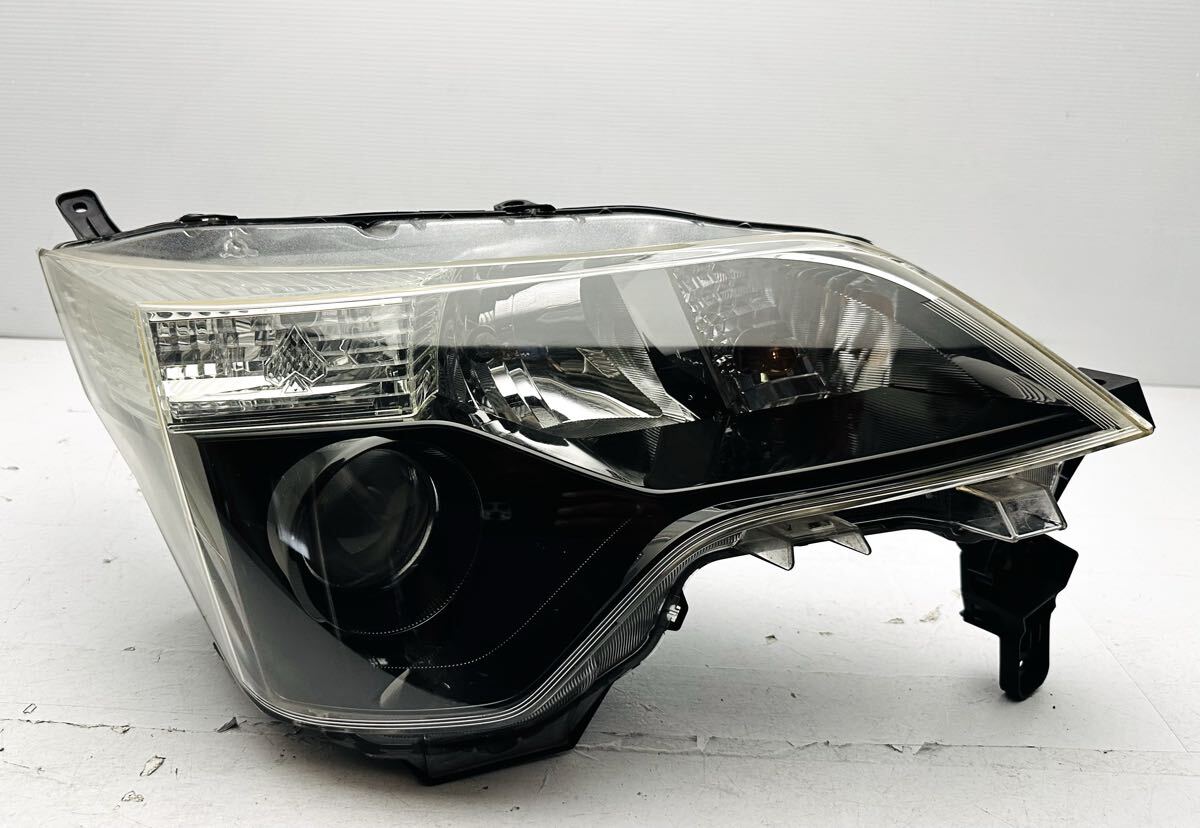 ★当日発送★割れ無 トヨタ スペイド SPADE NCP141 NCP145 純正 右 ヘッドライト ハロゲン 52-260 刻印 B4 (A264)拍卖