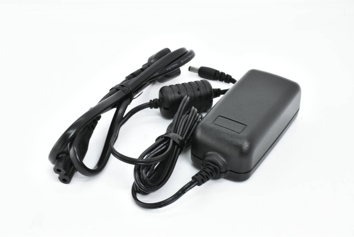 【動作未確認】 FUJIFILM フジフィルム VG-XT3 縦位置バッテリーグリップ用 充電アダプター EF-TN-YO2190拍卖