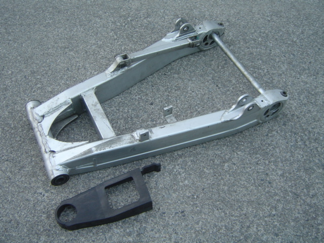 〇カワサキ ゼファー400(ZR400C)純正 スイングアーム拍卖