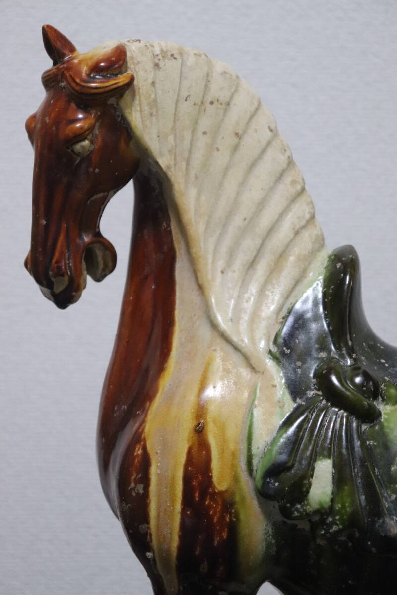 中国美術品 唐三彩馬 高さ約43㎝の優品で特別出品 美術館展示級 鑑賞陶器 誂え箱拍卖
