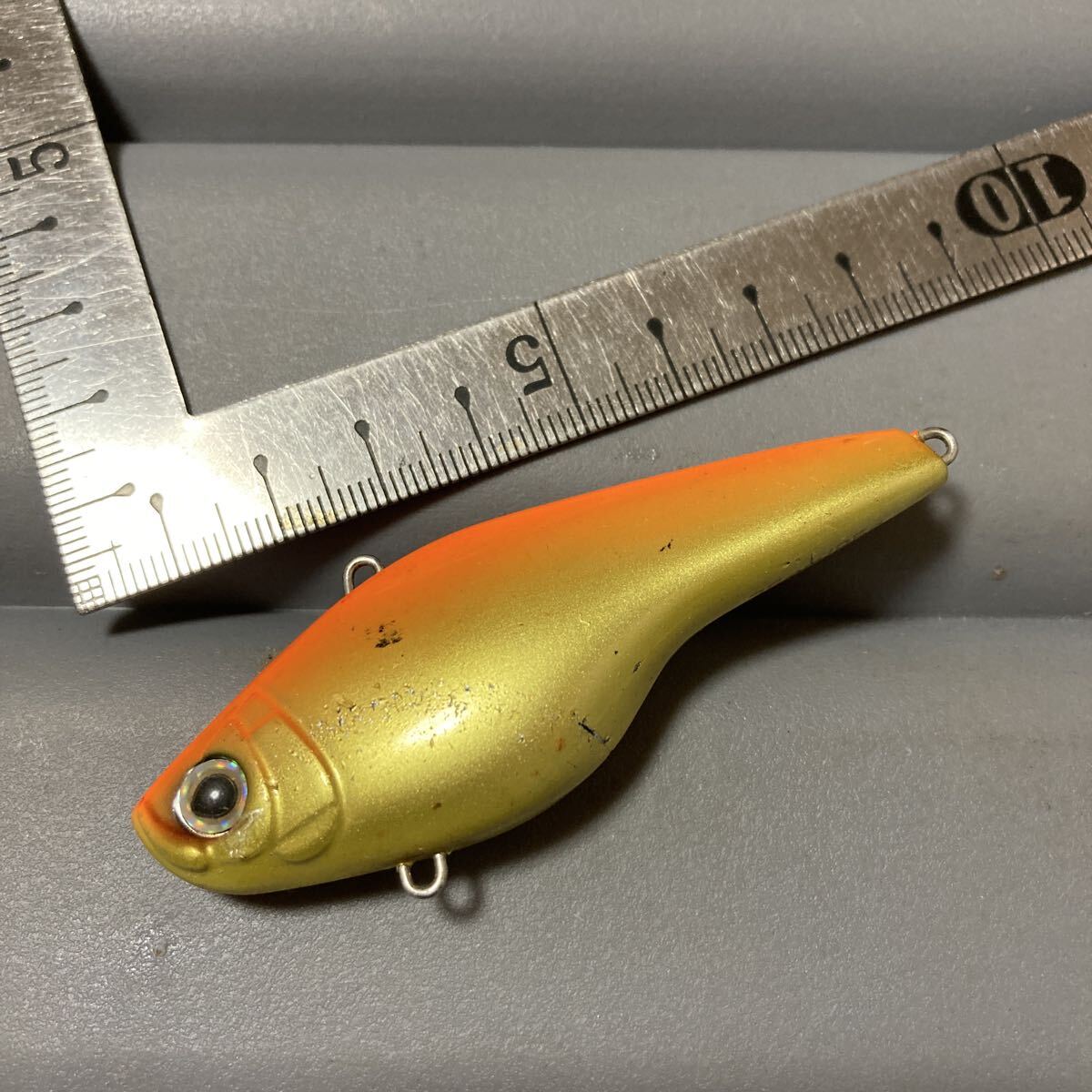 デュエル ライブベイトバイブ 75mm オレキン 即決拍卖