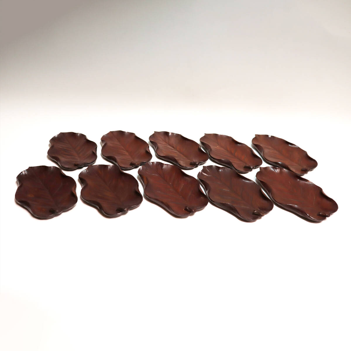 桐野青牛 木彫葉盆 10客 共箱 うつわ/食器 UT084拍卖