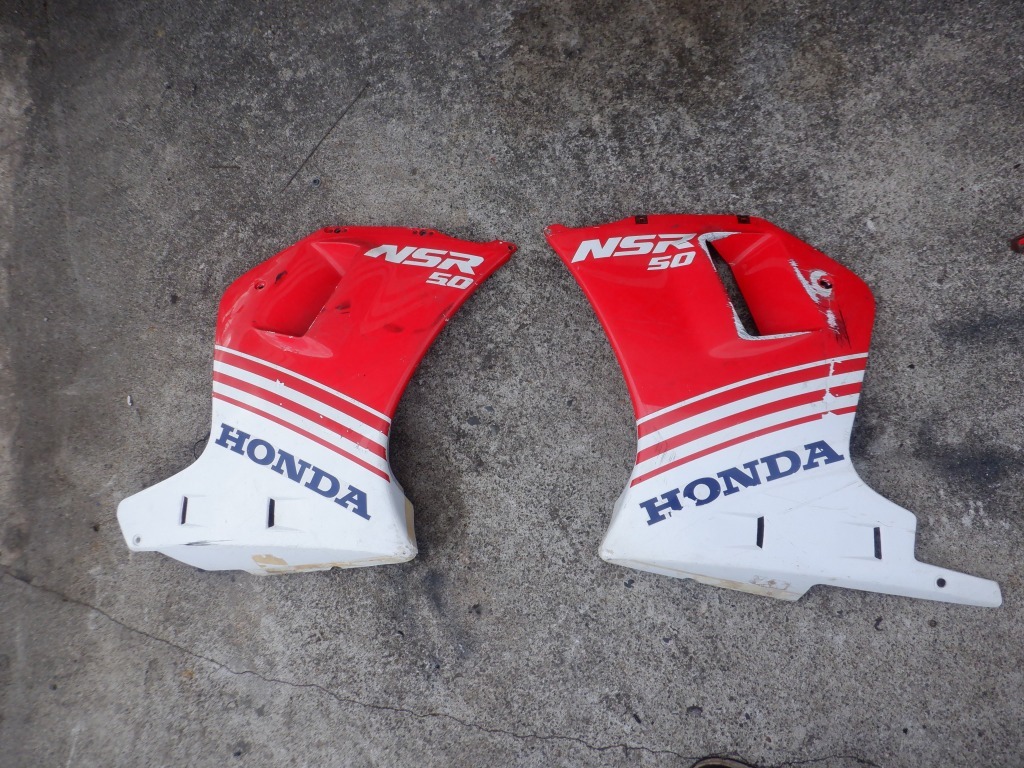 NSR50 AC10 純正アンダーカウル 左右セット 赤/白拍卖
