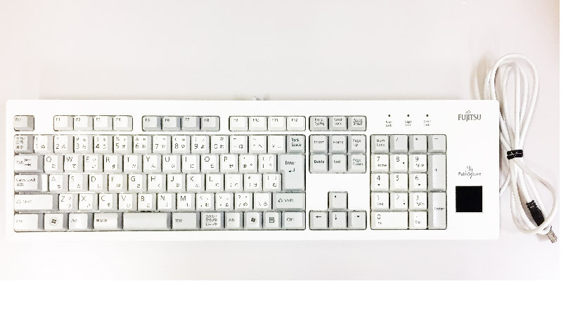 中古美品★FUJITSU LIMITED USB接続 KUV1161 キーボード 手のひら静脈センサー内蔵キーボード ★送料無料拍卖