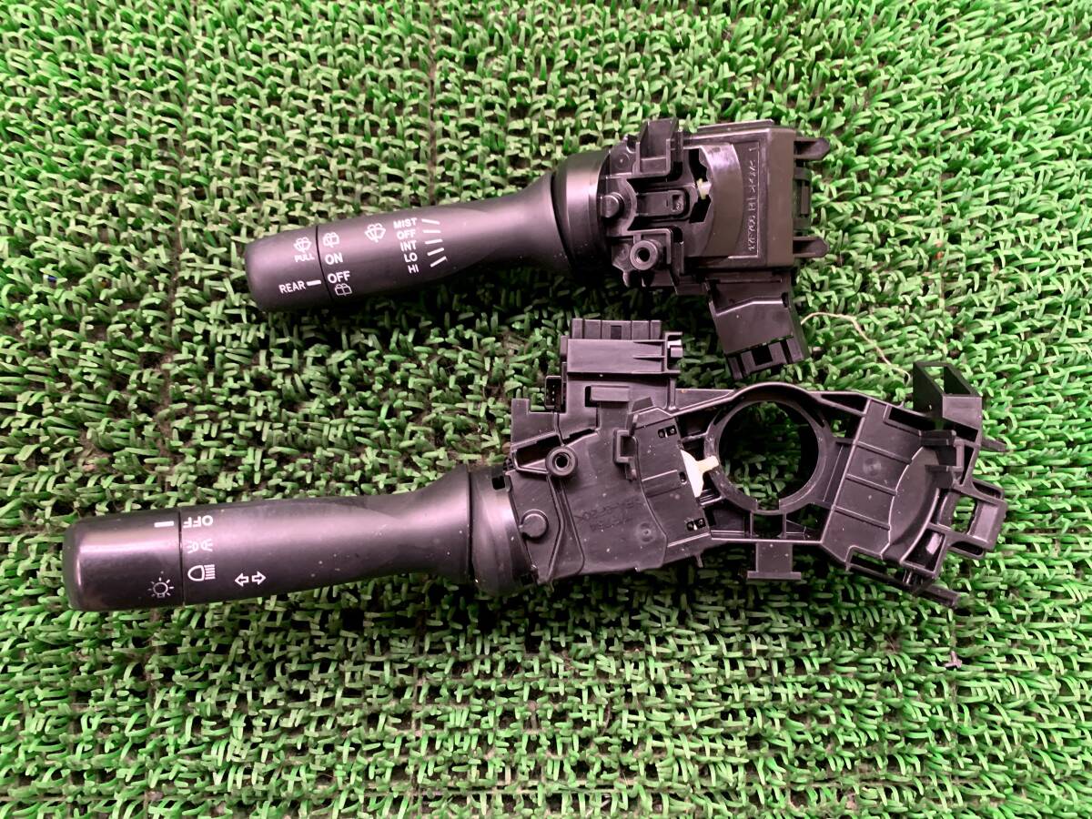 即決値段 動作OK Z3-1 ダイハツ ムーヴ LA100S コンビネーションスイッチ ライトスイッチ ディマースイッチ ワイパースイッチ拍卖