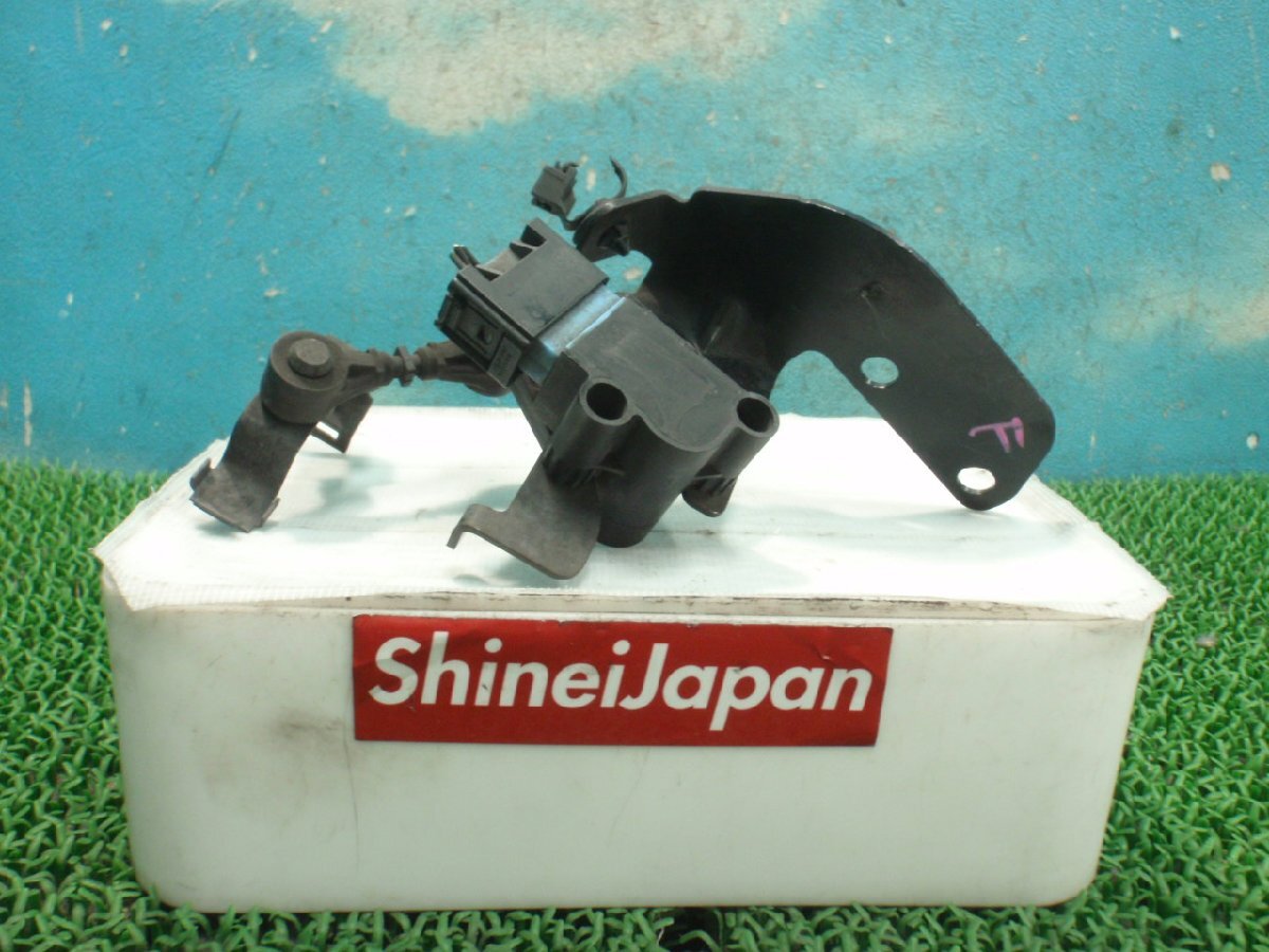 J05FA ジャガー XF フロント ハイトコントロールセンサー ハイトセンサー 8W83-3C280-AE 370849JJ拍卖