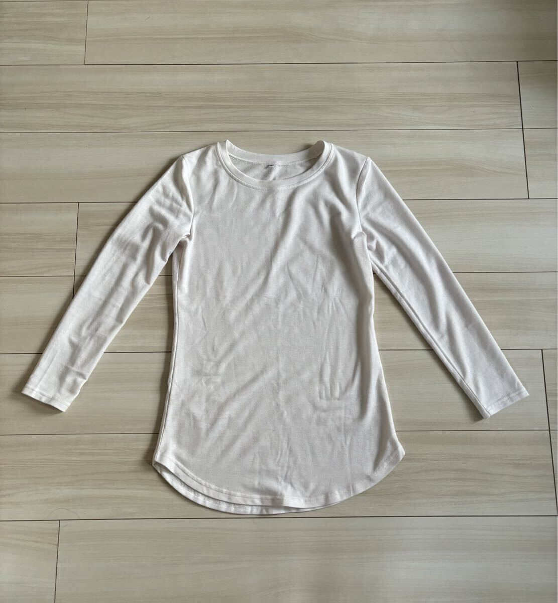 ★(254)ホワイト 長袖 トップス Mサイズ拍卖