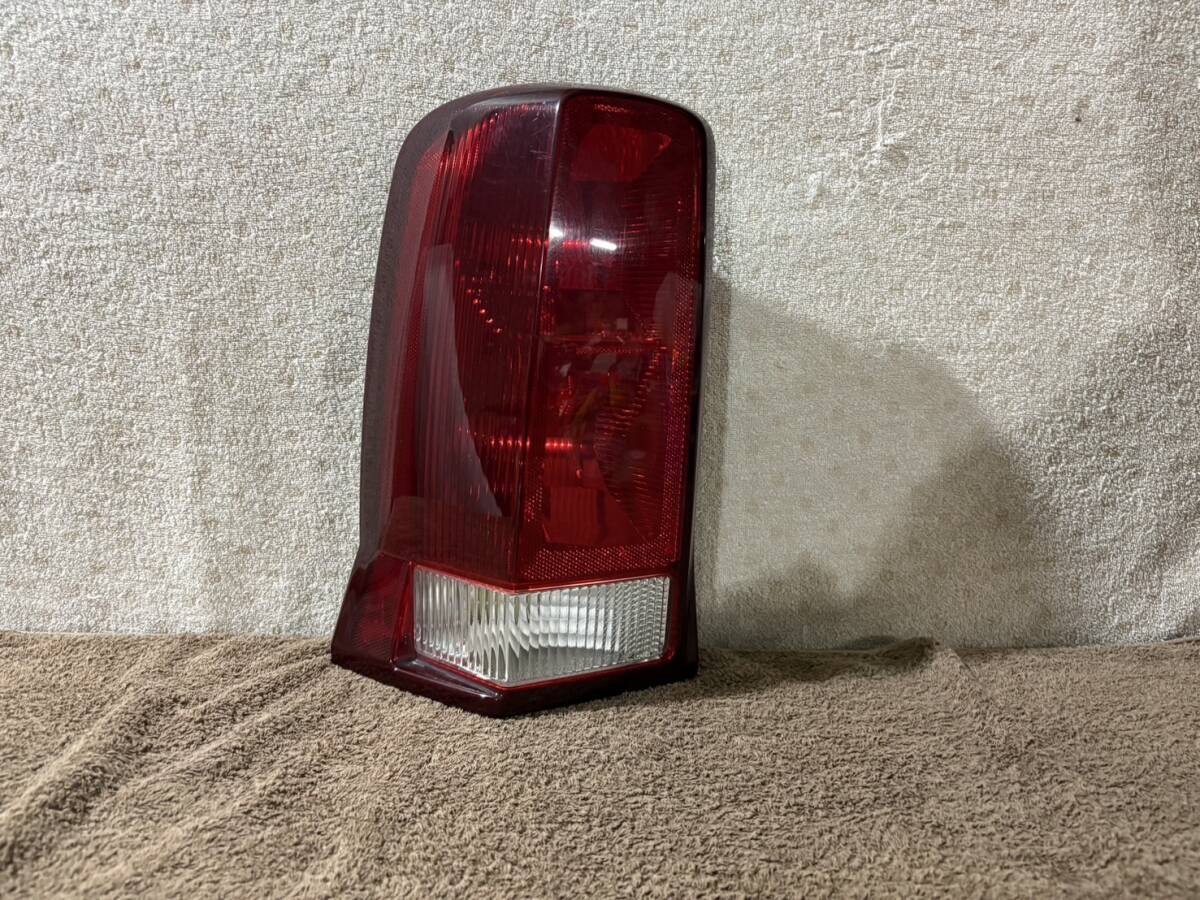 ★キャデラック エスカレード 純正 テール 左! L!15044523 YORKA 45.322 GM純正!★拍卖