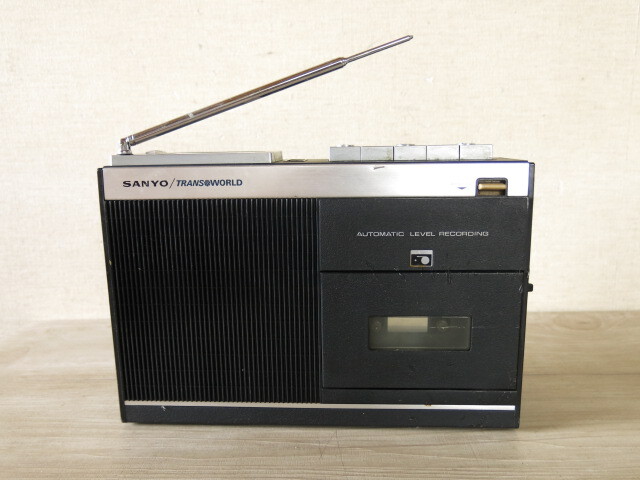 【現状渡し】SANYO・サンヨー*TRANS WORLD「MR-411」ラジオカセットレコーダー ラジカセ テープレコーダー拍卖