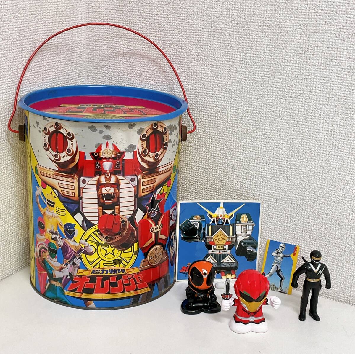 【オーレンジャー ブリキ缶 レトロおもちゃ入り】直径19cm×高さ22cm/ニンジャブラック/仮面ライダーゴースト/A78-095拍卖