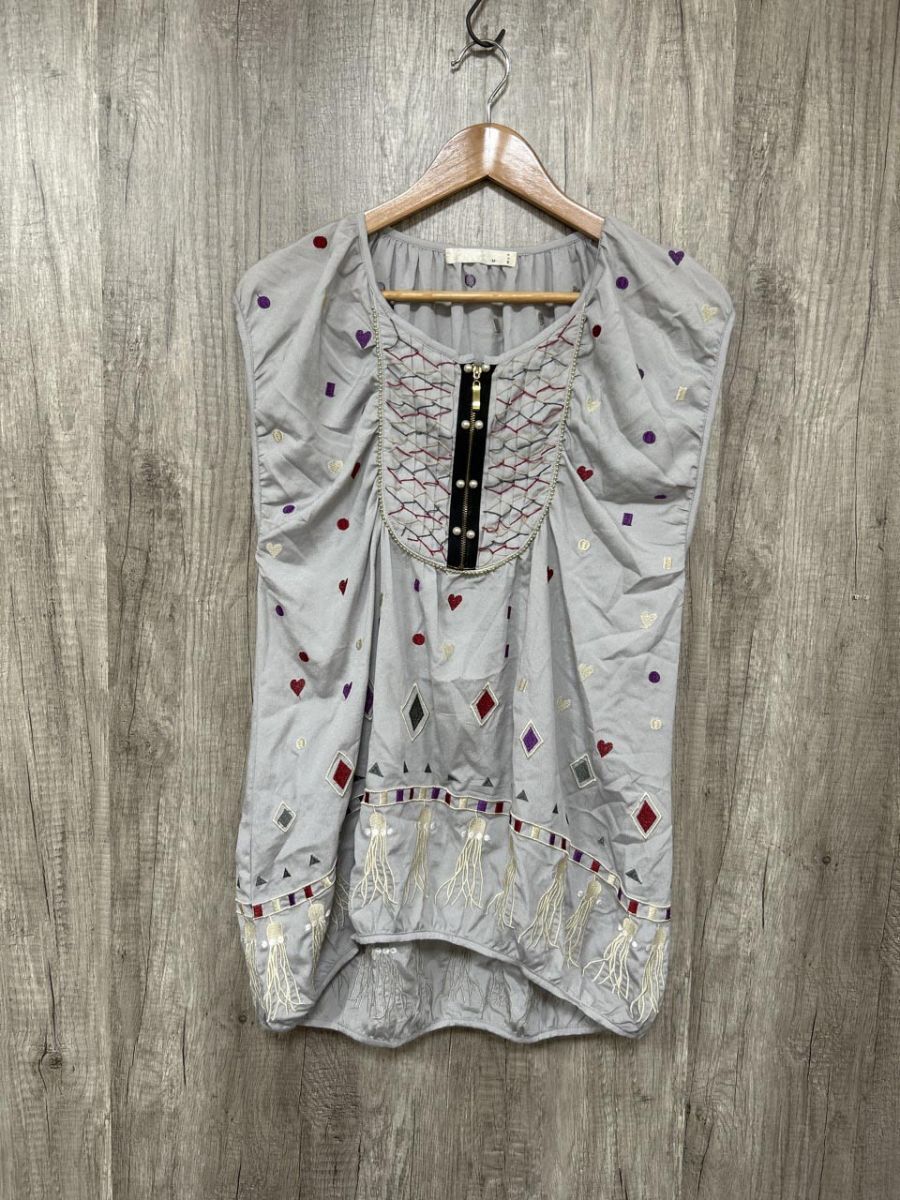 ネコポスOK ARROW 刺繍 ノースリーブ ワンピース sizeM/グレー ■◆ レディース拍卖