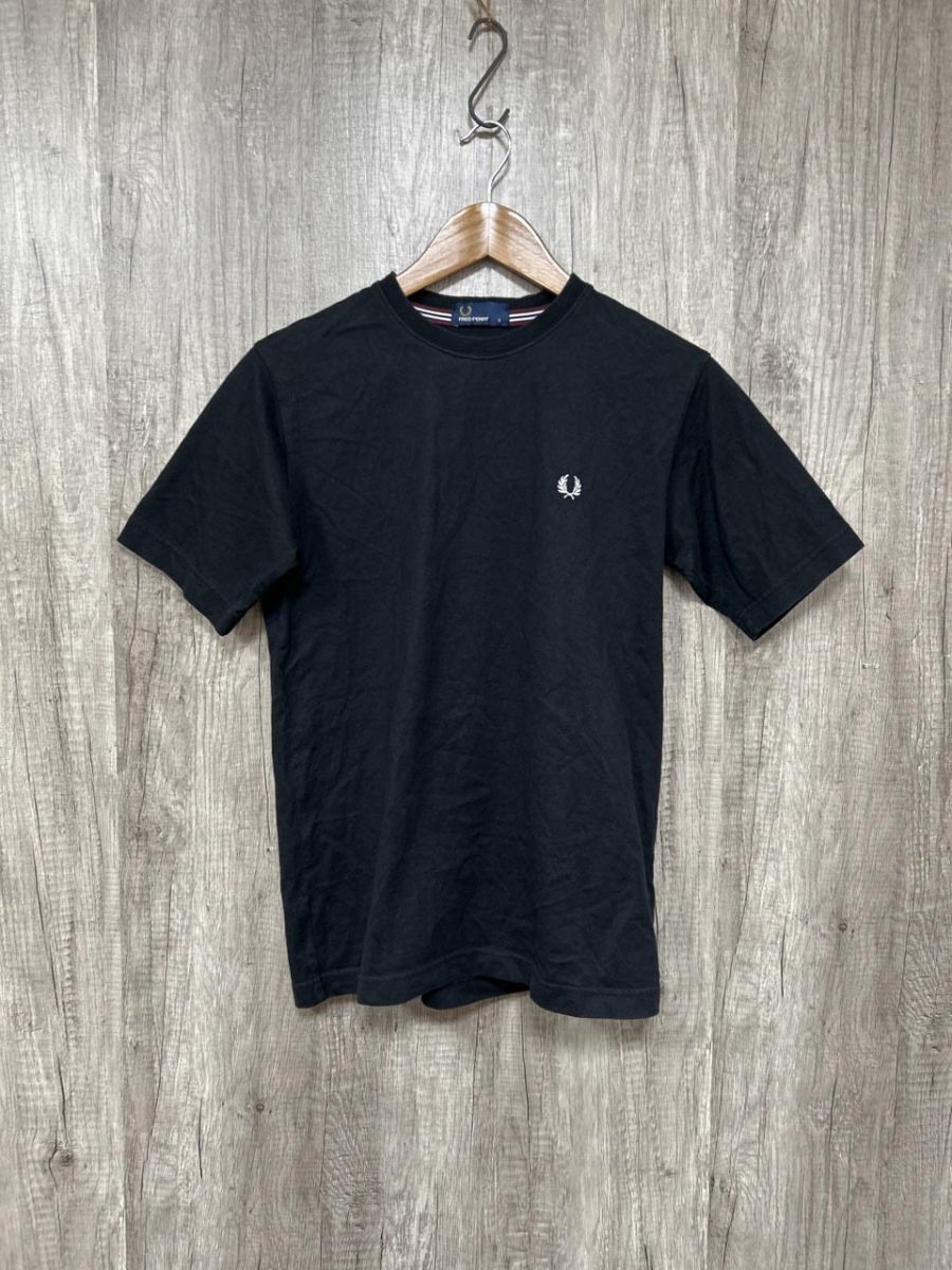 ネコポスOK FRED PERRY フレッドペリー ロゴ刺 Tシャツ sizeS/黒 ■◆ メンズ拍卖