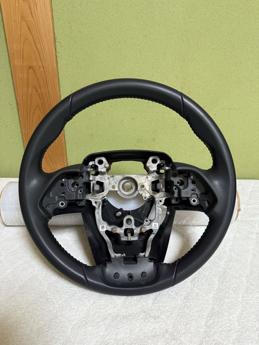 ★新車外し★トヨタ 純正 50 プリウス レザー ステアリング ハンドル ZVW52 ZVW50 ZVW51 ZVW55 拍卖