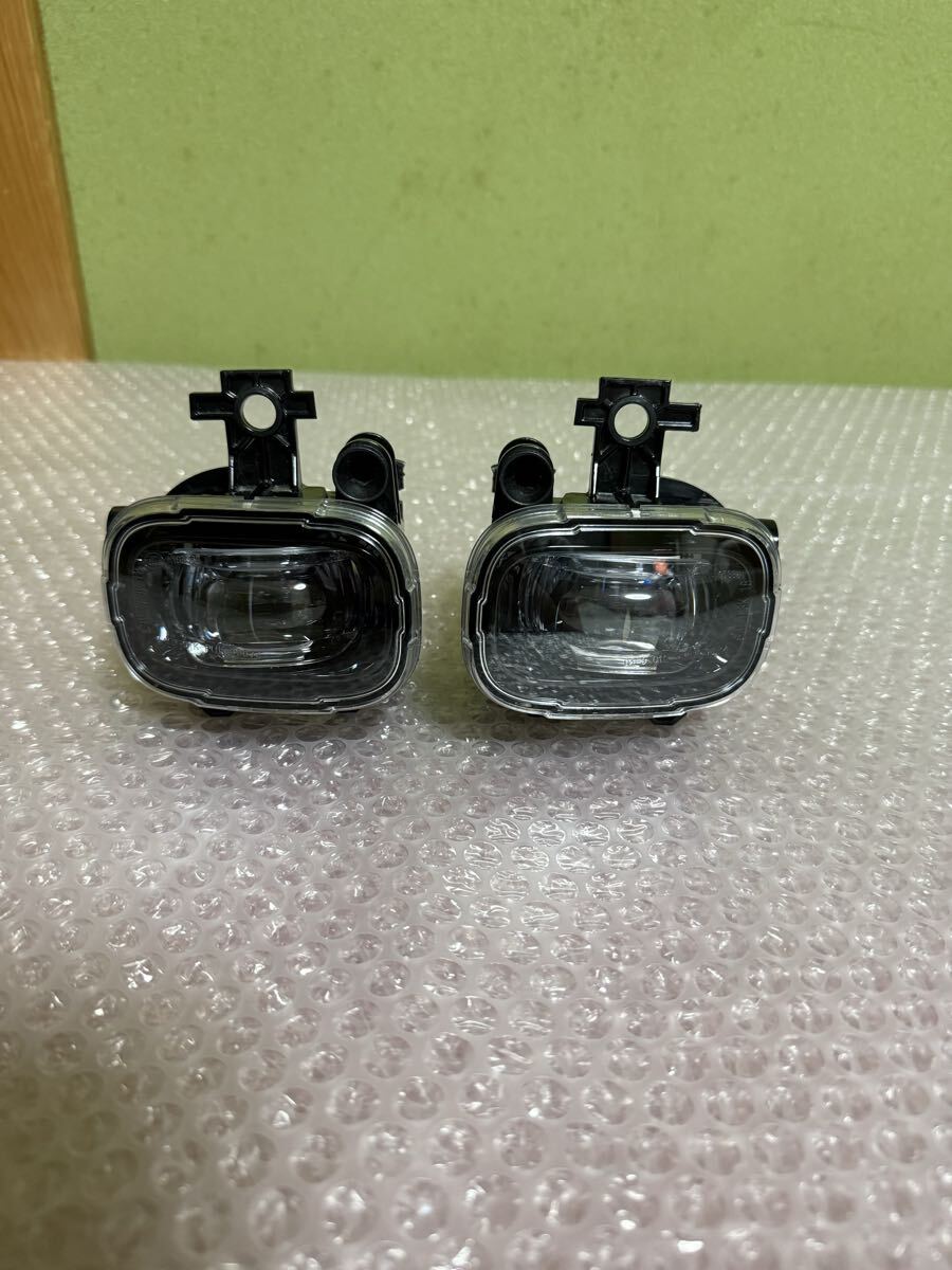 ★美品★日産 純正 KICKS キックス P15 RP15 LED フォグ 左右セット HELLA MD E26 9074 26155 0862 26150 4122拍卖