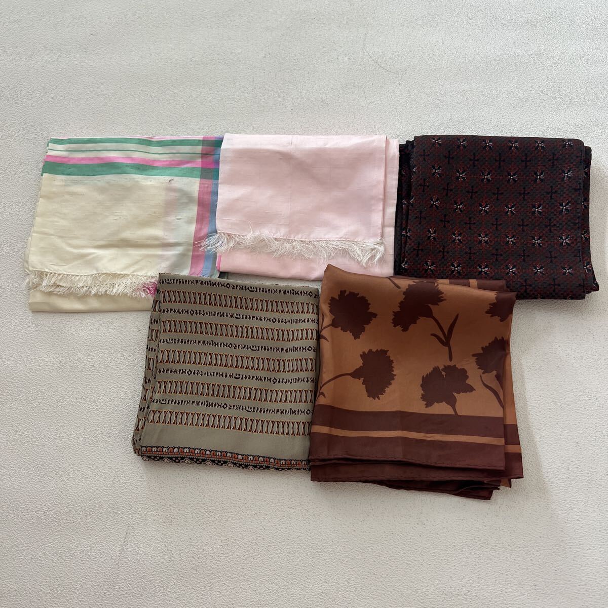A365-60 ストール ハンカチ セット おしゃれ 5枚セット メンズ レディース ピンク ホワイト ブラウン ベージュ拍卖