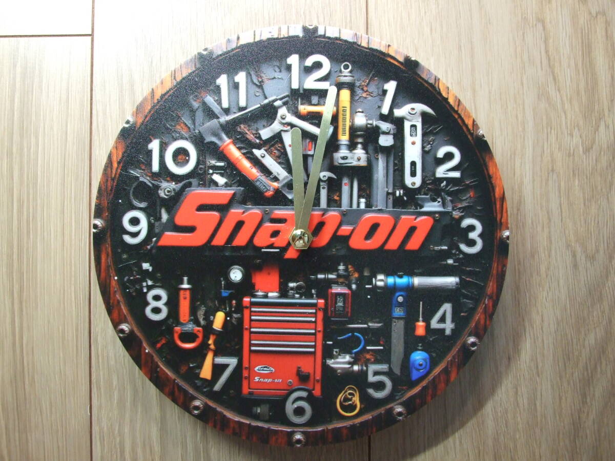 新品:Snap-on スナップオン柄 掛け時計 オシャレなインテリア小物 拍卖
