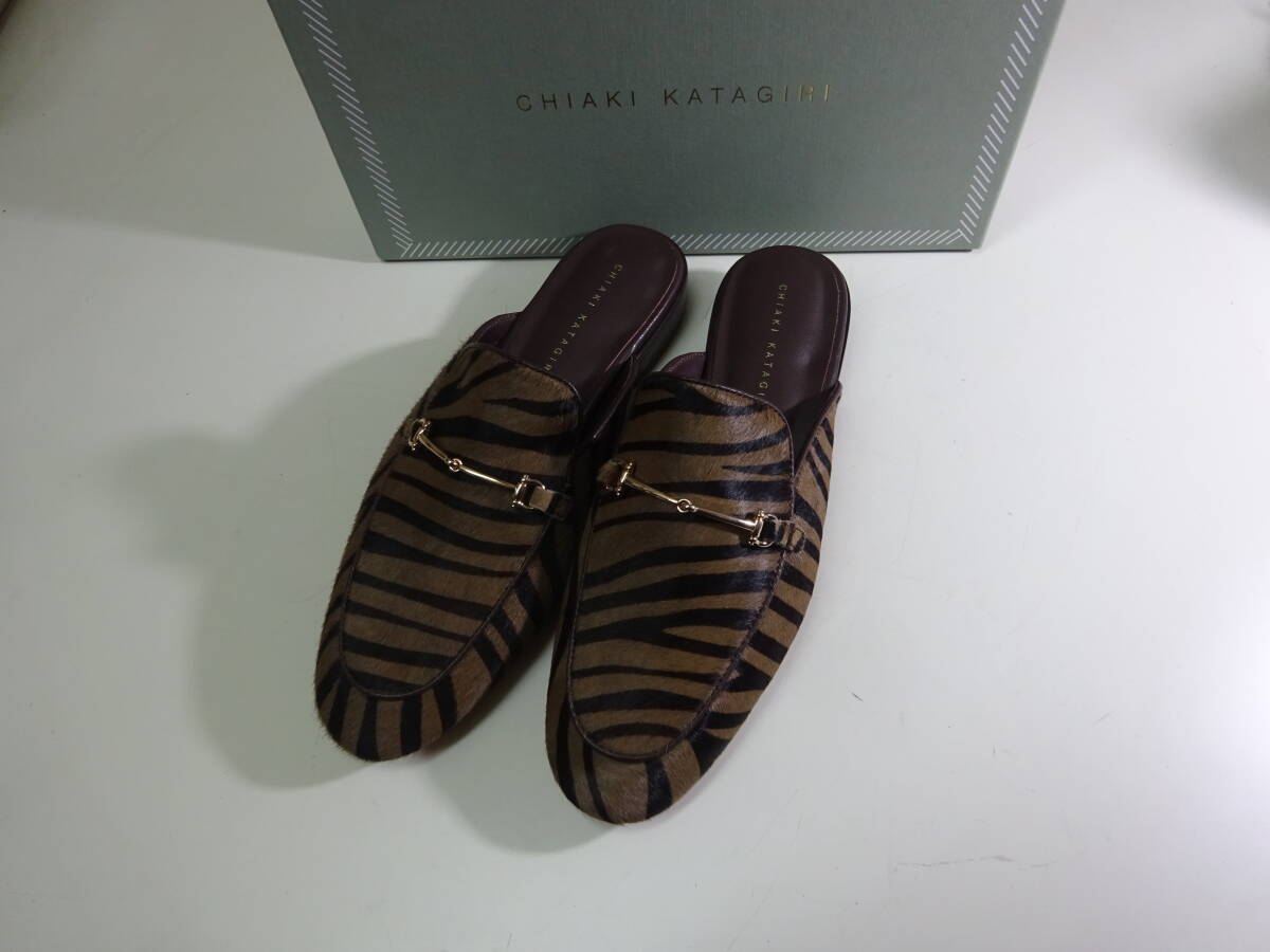 CHIAKI KATAGIRI レディース ハラコ サンダル 未使用品 サイズ35 日本サイズ22cm拍卖