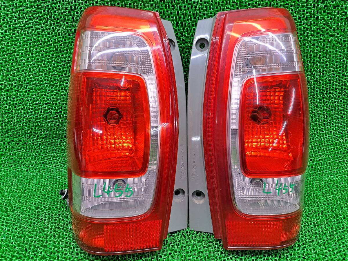 ダイハツ L455S L465S タント エグゼ 純正 テールランプ 左右セット テールライト 左 右 テールレンズ RH LH拍卖