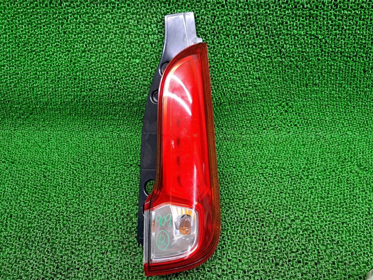 909 スズキ スペーシア MK32S MK42S テールランプ 右 セット テールライト 右側 220-59294拍卖