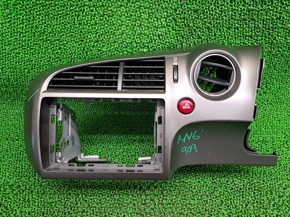 909 ホンダ ストリーム RN6 RN7 RN8 オーディオパネル センターパネル クラスターパネル ステー ブラケット ハザードスイッチ拍卖