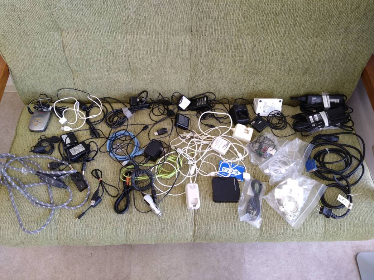 ケーブルまとめ売り 携帯充電器 配線 コードPC周辺機器 アダプタなど ジャンク 拍卖