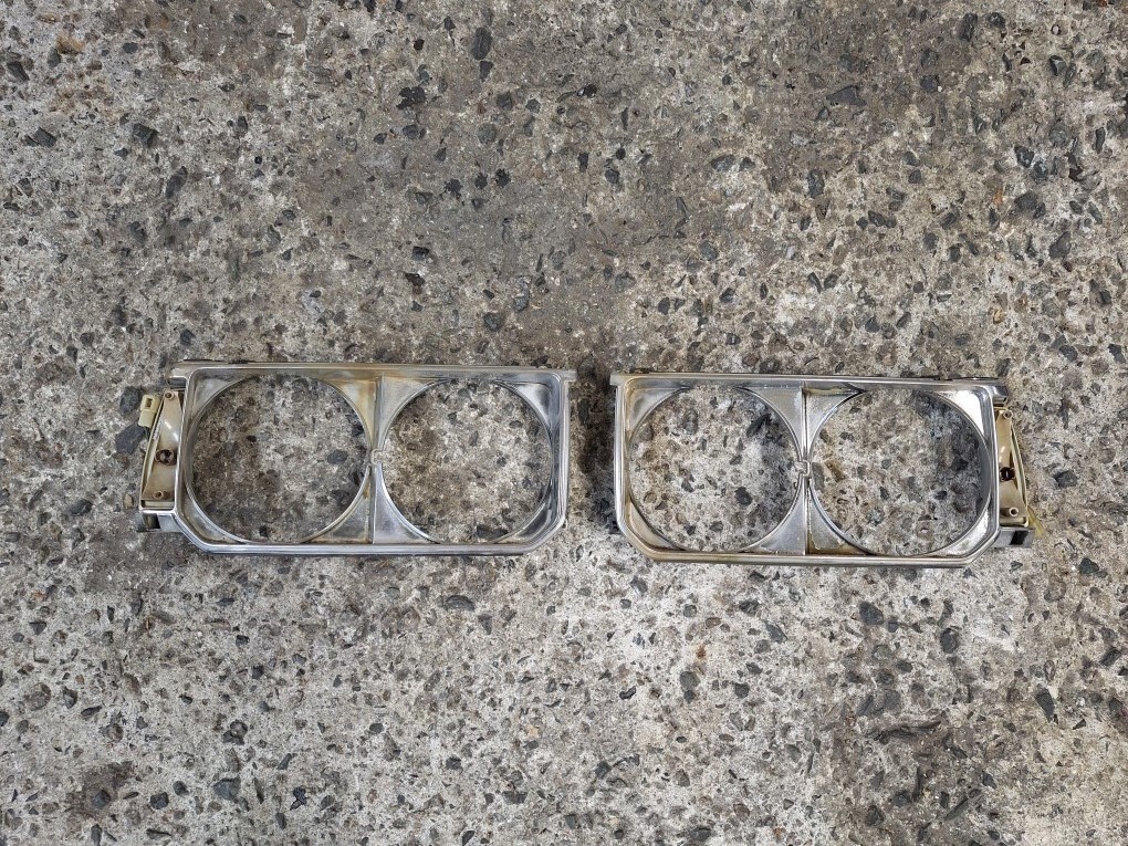 70カローラ フロントライトカバー No.32拍卖