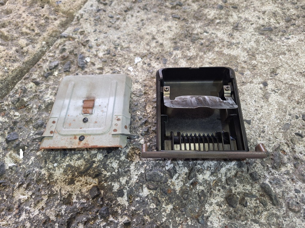 KE70 カローラ 灰皿 No.32拍卖