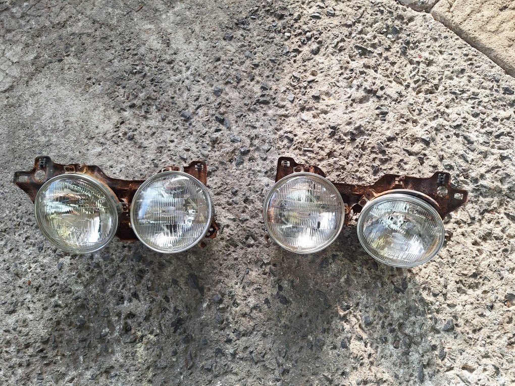 KE70 カローラ ヘッドライト(ジャンク)No.32拍卖