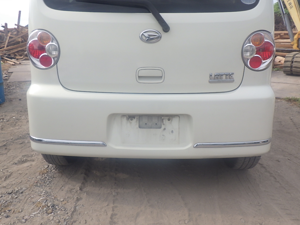 ムーヴラテ クール L550S リアバンパー パールホワイト W16 拍卖