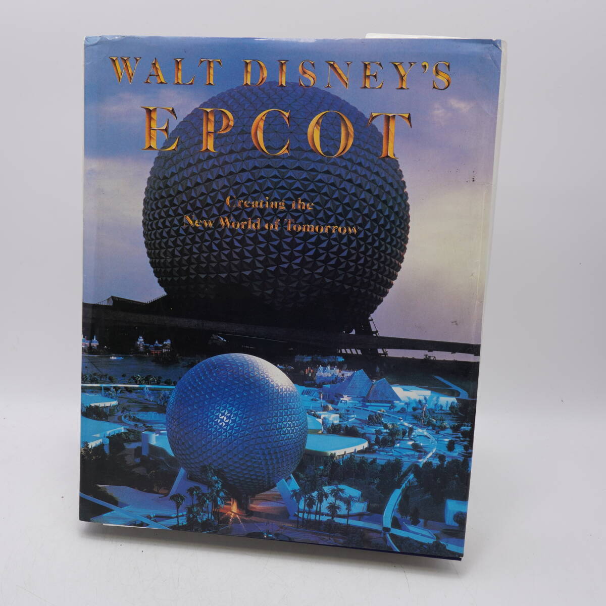 Walt Disney's Epcot Creating the New World of Tomorrow ディズニー エプコットセン拍卖