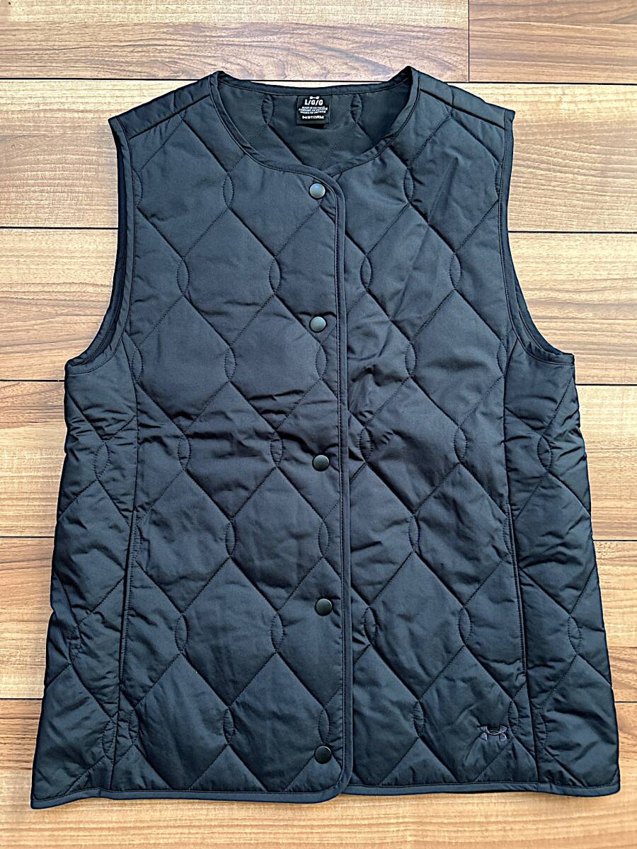 美品 レディース Lサイズ UNDERARMOUR アンダーアーマー 中綿 キルティングベスト 1388850 黒 ブラック スポーツ 観戦 野球 バレー バスケ拍卖