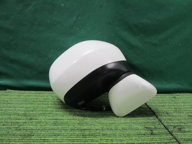 N-BOX DBA-JF1 右サイドミラー G Lパッケージ 76200-TY0-003ZH【岐阜発】拍卖