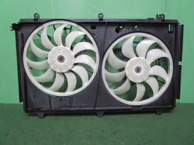 アウトランダー DBA-GF8W 電動ファン 24Gナビパッケージ 4WD 1355A299【岐阜発】拍卖