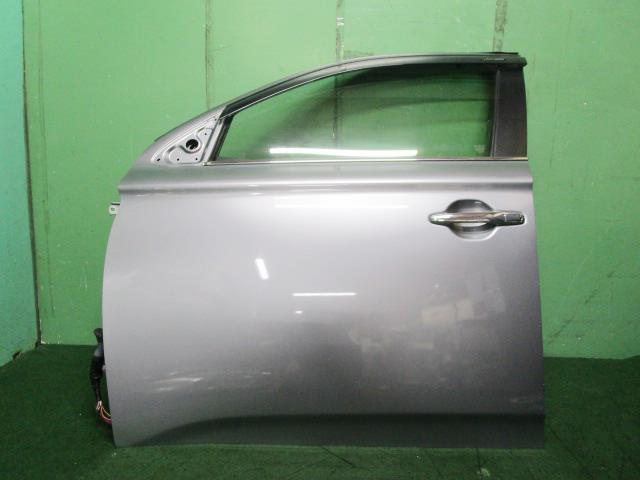 アウトランダー DBA-GF8W 左FドアASSY 24Gナビパッケージ 4WD 5700B671【岐阜発】拍卖