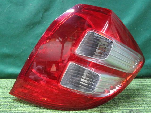 フィット DBA-GE6 右テールランプ G 33500-TF0-003【岐阜発】拍卖