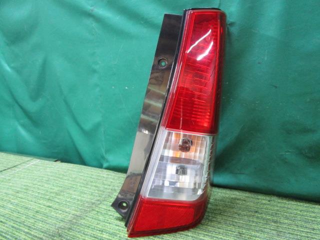 ワゴンR CBA-MH23S 右テールランプ FTリミテッド 35650-70K00【岐阜発】拍卖