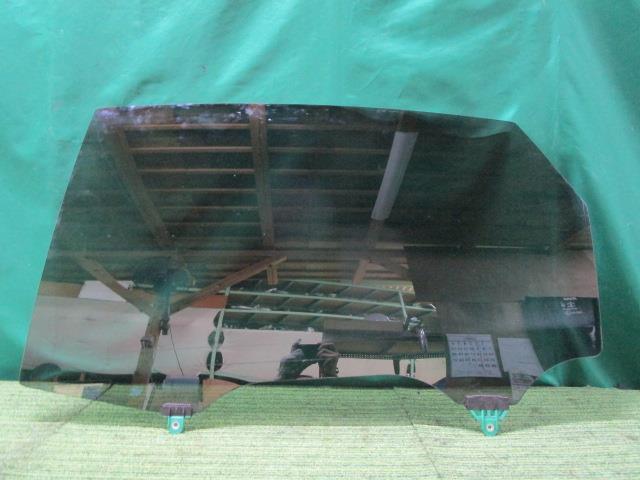 プリウスα DAA-ZVW41W 左Rドアガラス S Lセレクション 5人 68104-47090【岐阜発】拍卖