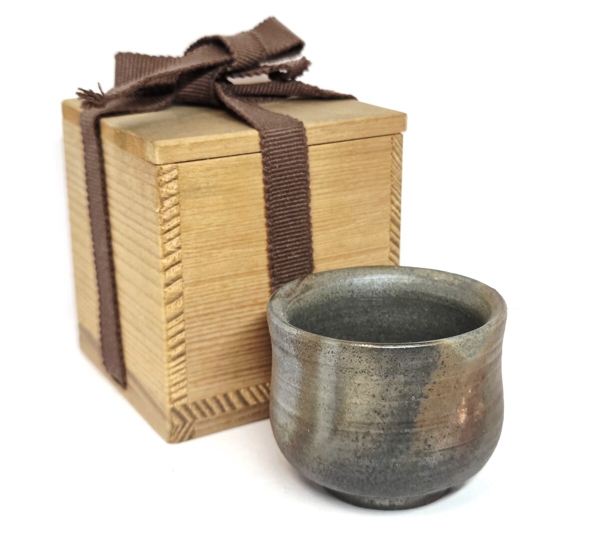 備前焼  ぐい呑 ぐい呑み 酒呑 お猪口 酒盃 酒杯 作家者 在銘 箱付 酒器 ★岡山発送★(広島発送品同梱不可)拍卖