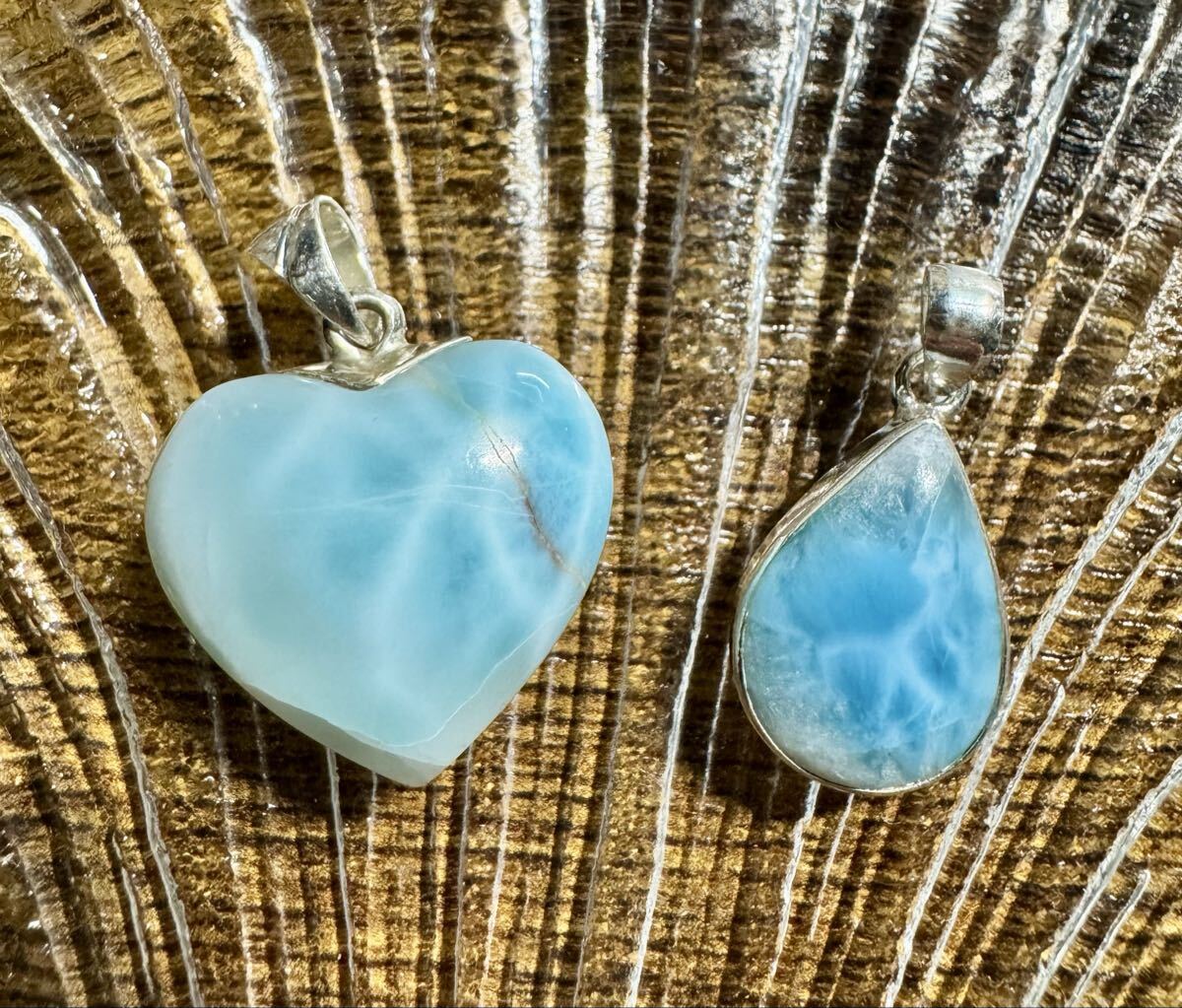 ◆高品質 ラリマー ペンダントトップ 2点セット ◆ ハート 雫 ブルー&ホワイト系 ☆。.:*・゜天然石 アクセサリー拍卖