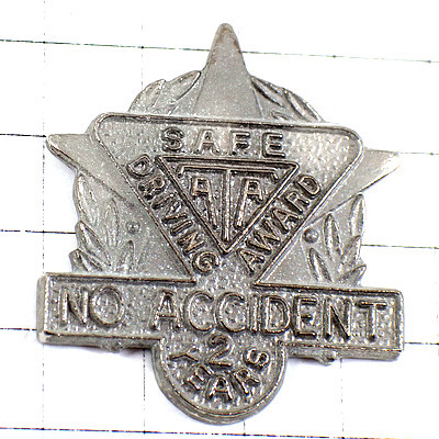 ピンバッジ・無事故ドライブ安全運転2年目シルバー銀色 SAFE-DRIVING-AWARD NO-ACCIDENT SAFETY◆フランス限定ピンズ拍卖