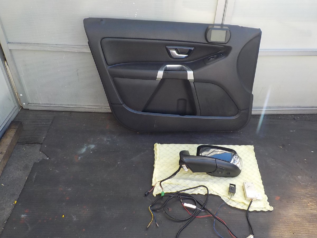 ★ ボルボXC90 CB6324AW 後期 オプション 左 ドアミラー サイドカメラ モニター 内張りセット拍卖