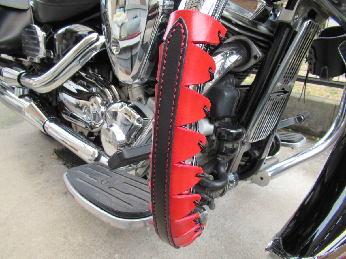 栃木レザー製 サドルレザー 赤&黒 エンジンガードカバー(左右セット) ハーレー アメリカン バイク拍卖